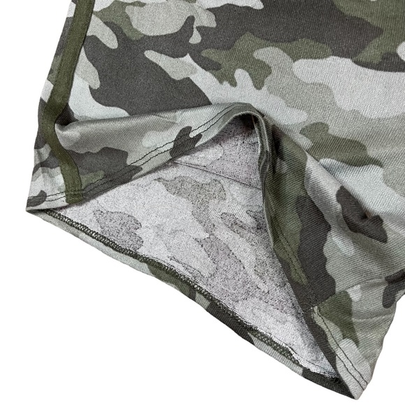 Lucky Brand Size Large Women’s Green Camo Soft Drawstring Lounge Shorts. - Picture 4 of 7